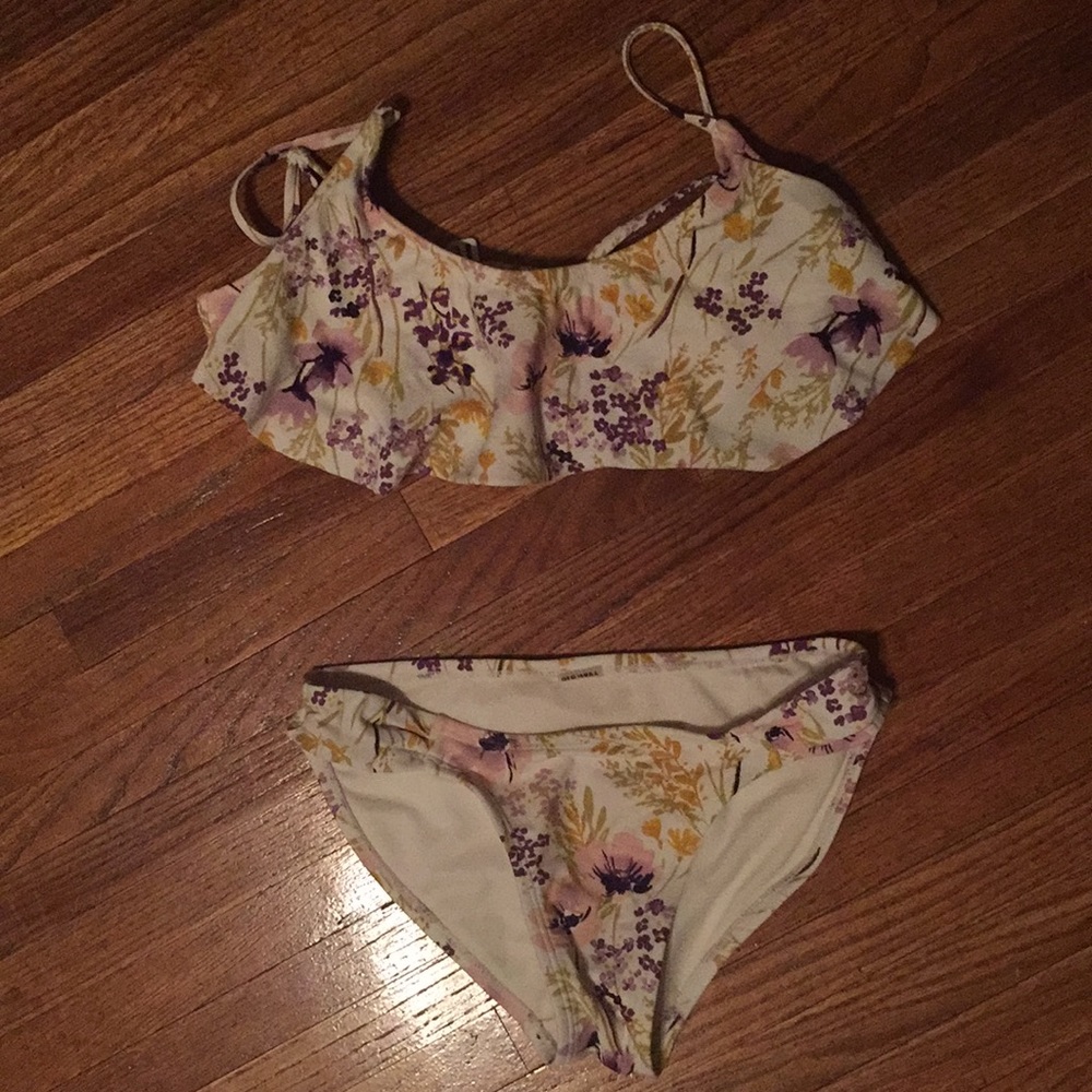 Old navy swimsuit